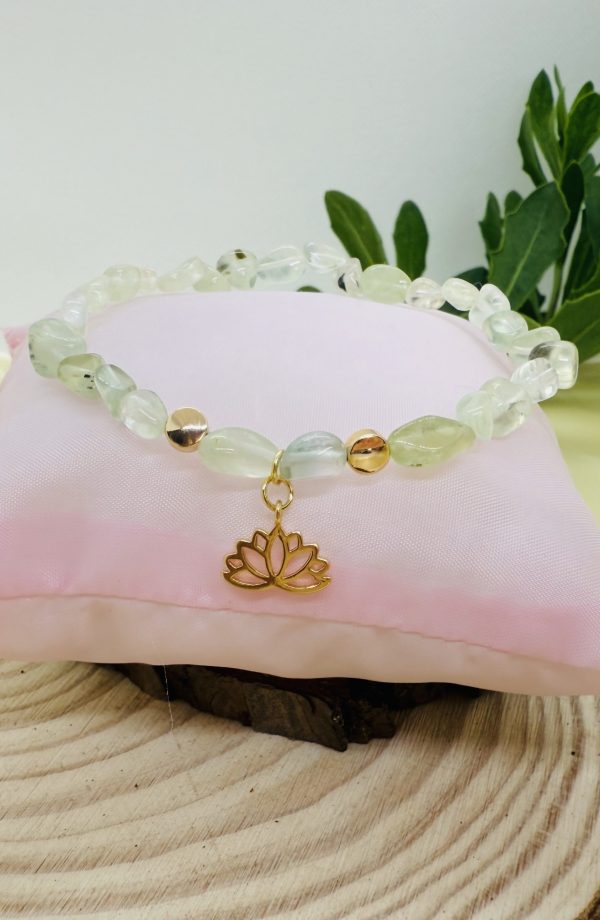 PN 0002 - Foto 1 Pulsera Prehnita con Baño Oro con Flor de Loto