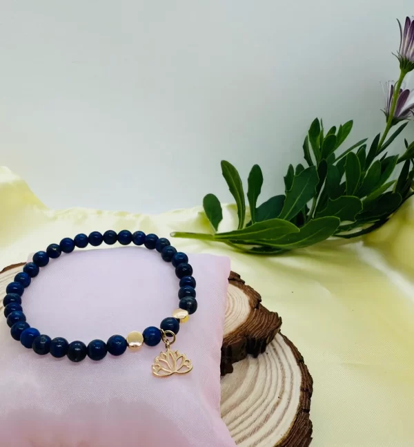 PN 0004 - Foto 2 Pulsera Lapislazuli 6mm con Flor de Loto con Baño Oro 18k