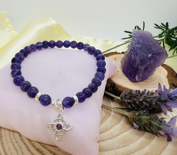 Pulsera Amatista 6mm con Plata con Nudo de Bruja con Amatista