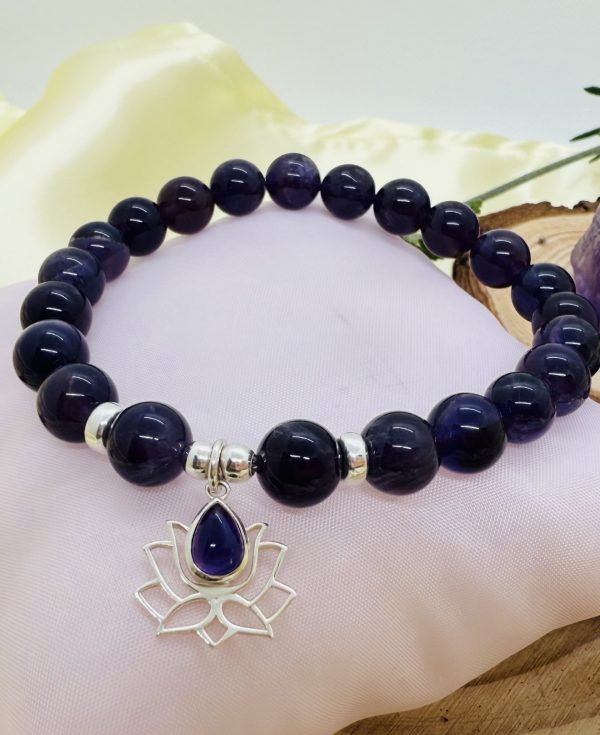 Pulsera Amatista 8 mm con Plata con Flor de Loto con Amatista
