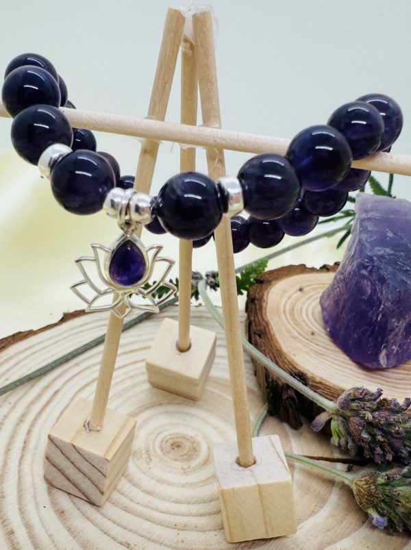 Pulsera Amatista 8 mm con Plata con Flor de Loto con Amatista