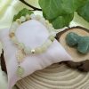Pulsera de Jade Natural Palegoldenrod con Baño Oro con una Mandala