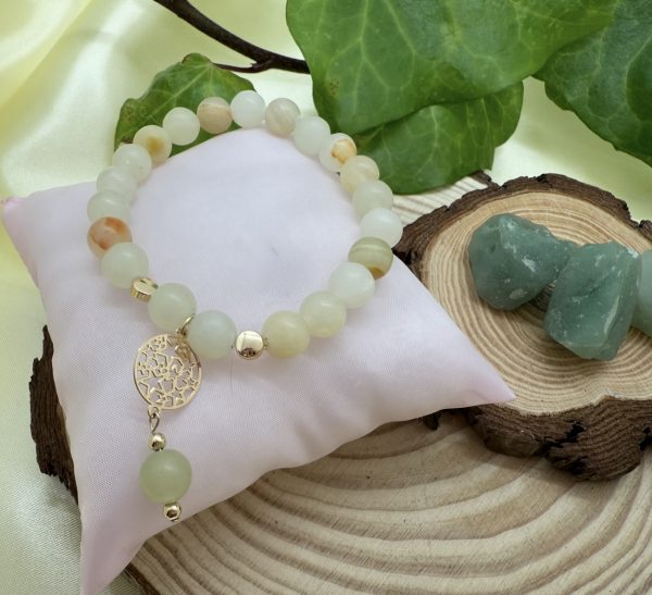 Pulsera de Jade Natural Palegoldenrod con Baño Oro con una Mandala