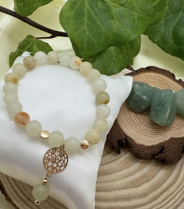 Pulsera de Jade Natural Palegoldenrod con Baño Oro con una Mandala