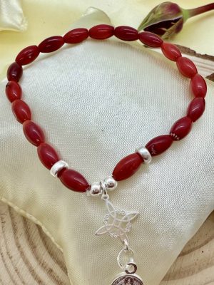 Pulsera Coral con Plata Nudo de Bruja y San Benito