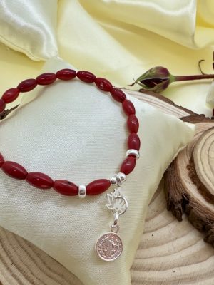Pulsera Coral con Plata Flor de Loto y San Benito