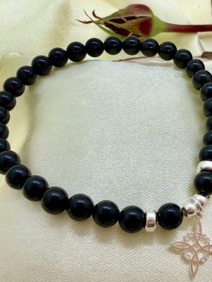 Pulsera Onix 6 mm con Plata y Nudo de Bruja