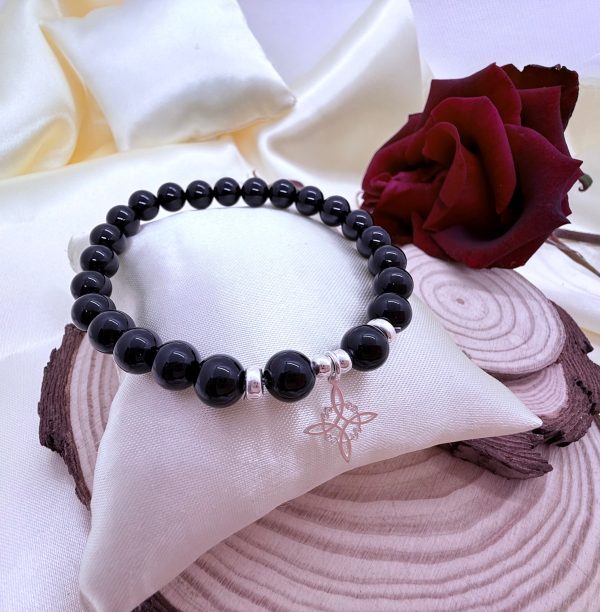 PN 0039 - Foto2 Pulsera Ónix 8 mm con Plata y Nudo de Bruja
