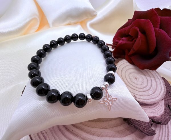 PN 0039 - Foto3 Pulsera Ónix 8 mm con Plata y Nudo de Bruja